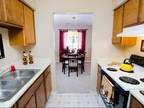 1 Bed - Lake Forest