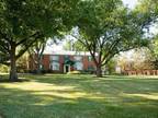 2 Beds - Hampton Gardens