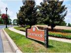 2 Beds - Brentmoor Apartments