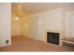 2 Beds - Westhampton