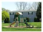 3 Beds - Carriage House Apartments