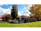2 Beds - Crystal Pointe