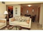 2 Beds - Americana Lakewood