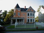 Newton 1BR 1BA, Wonderful Newtonville location: Minutes to