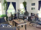Large 2+ bd in multi-fam Pkg Free Lndry