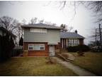 Happy home for single parent in North Bellmore, NY 11710
