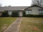 $ / 3br - ft² - 3bdr, 2 bath house (2613 Sunset Dr. Hattiesburg