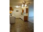 $650 / 2br - 768ft² - WiNTER ESSENTiALS: DOUBLE stall garage, HEAT PAID