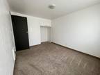 2 bedroom 1 bath Apartment