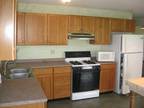 $1000 / 2br - 1400ft² - 2BR Farmhouse, 10 acres - 1000/mo