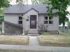 $850 / 2br - Upper Two Bedroom Duplex
