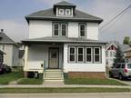 $1150 / 4br - Available now-near UW-O. 4 BR house, 1.5 baths, 2 car garage