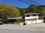 $3800 / 4br - 2600ft² - Large 4bd/2.5b home available mid April