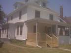 $750 / 2br - 1000ft² - 1st floor duplex for rent