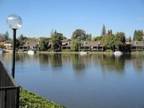 $ / 2br - 1156ft² - **Beautiful View, W/D Included, Fireplace