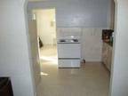 $575 / 1br - Single Bedroom House with Lake Access (Wolf Lake
