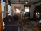 $1200 / 3br - 1300ft² - Housing for EAA (Oshkosh) 3br bedroom