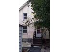 $800 / 2br - Single Family 2BR Home in Quiet Neighborhood (New Britain) 2br