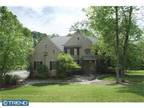 Custom Built Media Colonial