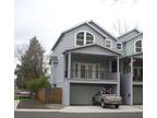 $975 / 2br - 1388ft² - 121 N. Sixth Street (Central Point) 2br bedroom