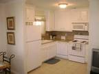 $800 / 2br - The Woodlands 20 min Fully Furnished Weekly Rental Wifi 2 Bath Gym