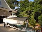 2004 Sea Hunt Sea Hunt Triton 220