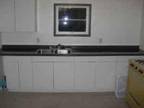 $400 / 1br - Nice Size One Bedroom APT (177 Mclaughlin) (map) 1br bedroom
