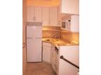 Luxury Studio with Garage, Private Patio, in Unit Washer & Dryer!