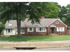 $1500 / 4br - 3390 Walnut Grove, Memphis, TN 38111 (U of M- 38111) 4br bedroom