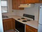 $775 / 2br - Bristol - 2 bedroom townhouse (Washer / Dryer Hookup) 2br bedroom
