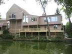 $1300 / 3br - 2200ft² - Lake Home (4527 W.Broyhill) (map) 3br bedroom