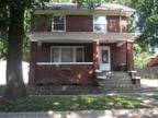 $695 / 3br - 9 ROOMS 3 BEDROOM 2 STORY BRICK 3br bedroom