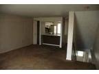 $775 / 2br - 1500ft² - WINDSOR TOWNHOUSES (Forest Hills - 624 WINDSOR AVENUE)