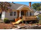 $1295 / 4br - 2150ft² - Classic Craftsman Home (840 Market St NE ) (map) 4br