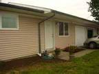 $650 / 2br - Duplex Unit with Garage (Albany) (map) 2br bedroom