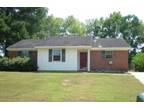 $800 / 3br - Great house in Lakeview Heights for rent! (1308 Zephyr Hills Dr)