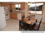 $1100 / 3br - 3 BR/2 BA Townhouse w garage (Tanager Path) (map) 3br bedroom