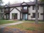 $550 / 2br - CONDO (5963 WALNUT / SPRINGFIELD SCHOOL) 2br bedroom