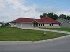 Beautiful 3 bedroom Contemporary Ranch (Neenah WI)