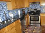 $1800 / 3br - Spacious, luxurious,3BR/ 3.5Bth, 3-level Townhome