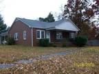 $650 / 3br - 1350ft² - Brick Home in Baton (Lenoir) (map) 3br bedroom