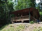 Adorable cabin in the woods!