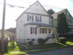 $750 / 2br - 2nd Fl. Apt *Includes heat, water, sewer, trash, internet!