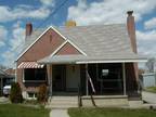 $525 / 2br - 900ft² - 2 bed apt, very clean (387 W. 300 N