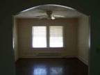 $375 / 1br - garage apartment (South Macon) (map) 1br bedroom