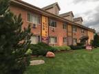 1 Bedroom available end of may on College Hill