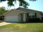 2br - 950ft² - Furnished Condo Across from Lambeau!