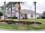 4 Bed, 3 Bath, South Facing Pool, WIFI, Pool Table, 2 Queen Masters!
