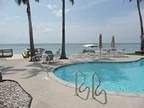 $900 / 2br - 900ft² - Memorial week!, bay side condo w/ boat dock and fishing