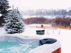 3br - Yellowstone winter wonderland! on River, hot tub,wifi (on the Yellowstone